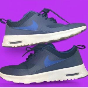 Nike Blue and White Athletic Shoes with Air Max Cushioning